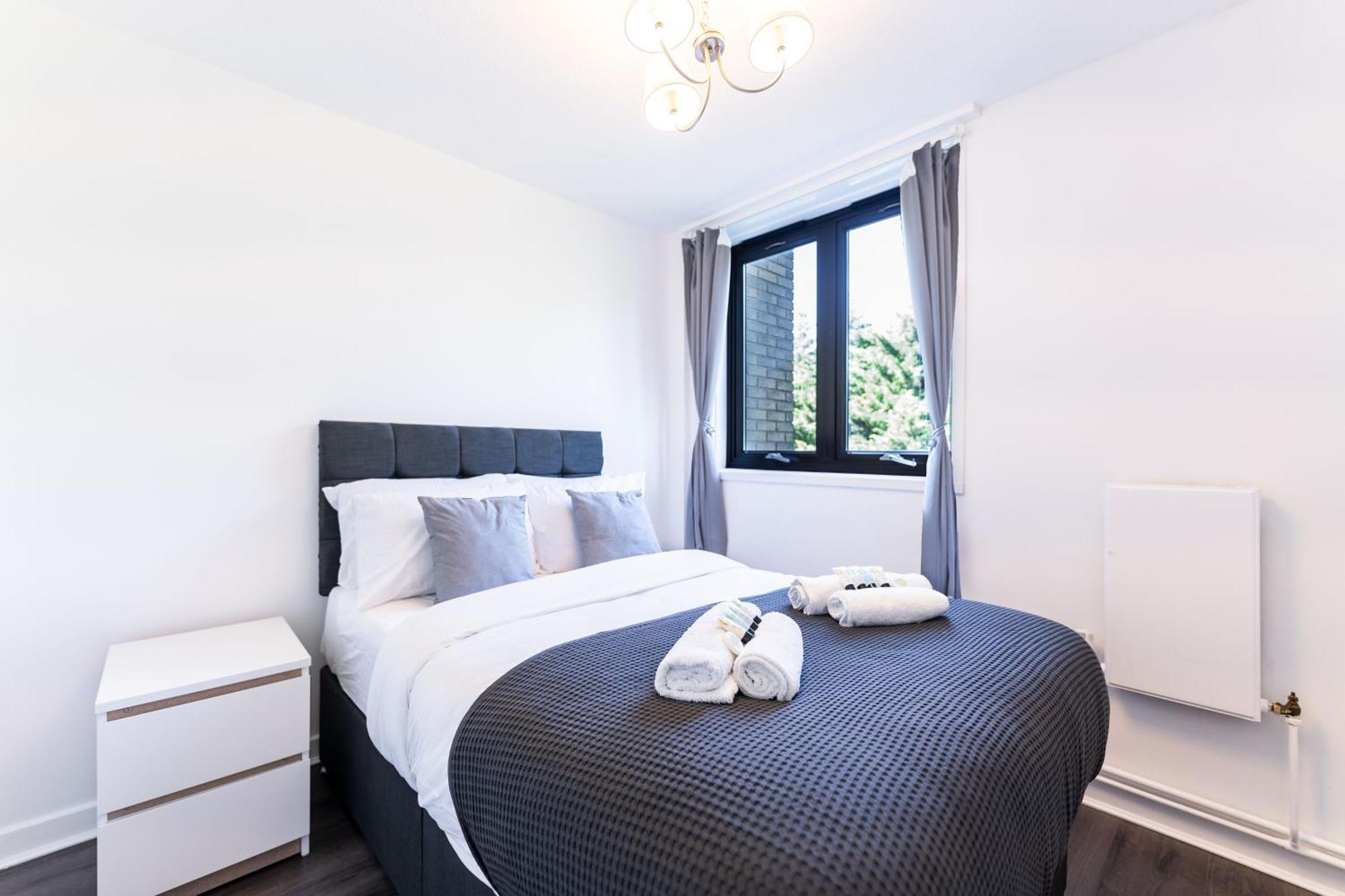 Luxury 3 Bedroom Flat With Balcony In Westbourne Park Londýn Exteriér fotografie