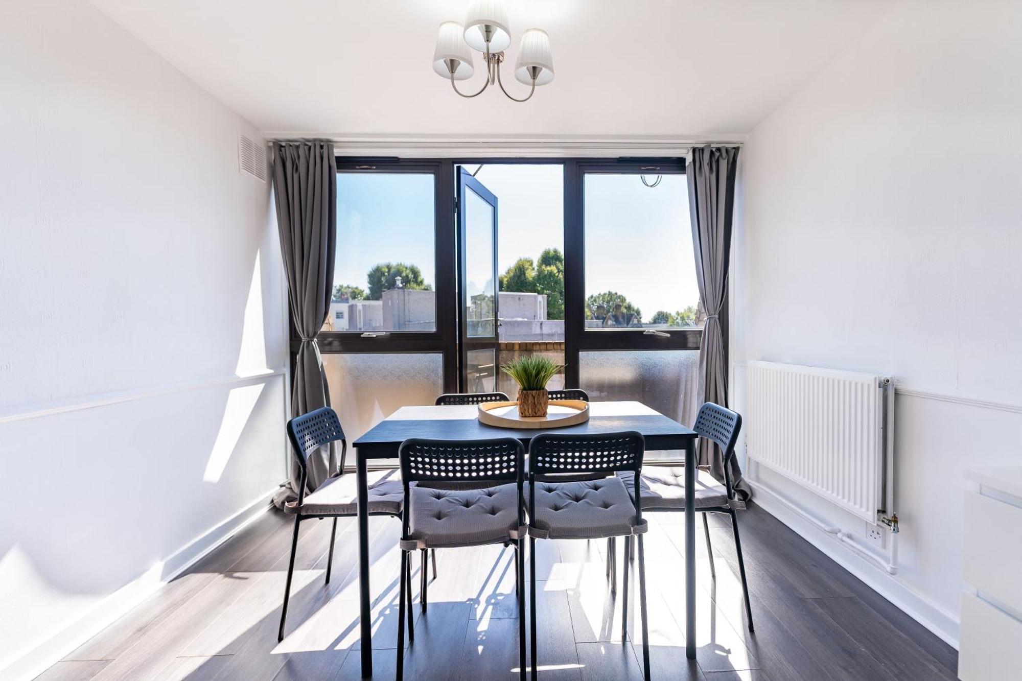 Luxury 3 Bedroom Flat With Balcony In Westbourne Park Londýn Exteriér fotografie